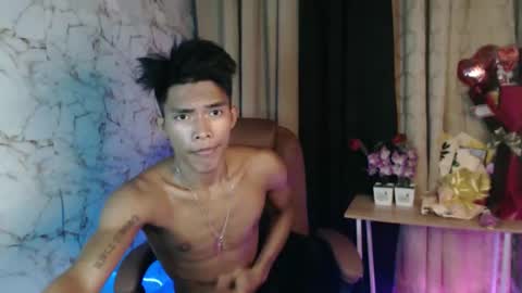 ken_minjun online show from February 27, 11:10 am