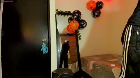 Snapshot of kenan_2601 chatting on October 4, 11:47 pm kenan 2601 online show from October 4, 11:47 pm
