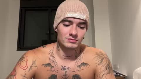 luis carlos esteban online show from October 30, 4:52 pm