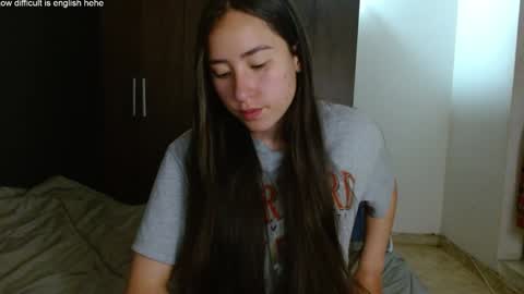 Snapshot of kendal_di chatting on February 6, 12:11 am kendal_di online show from February 6, 12:11 am