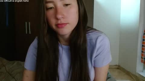 Snapshot of kendal_di chatting on February 13, 6:27 pm kendal_di online show from February 13, 6:27 pm