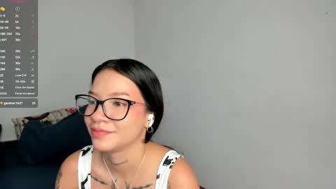 Snapshot of kendalgrey01 chatting on February 26, 3:41 pm Kendal online show from February 26, 3:41 pm