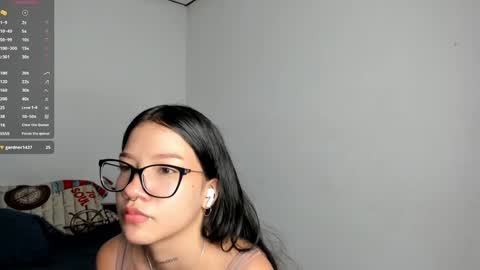 Snapshot of kendalgrey01 chatting on March 3, 3:31 pm Kendal online show from March 3, 3:31 pm