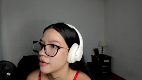 Kendal online show from March 23, 2:21 pm