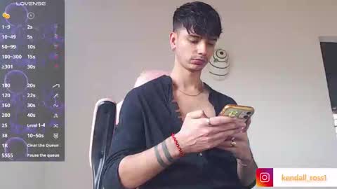 kendall ross online show from September 24, 1:58 pm