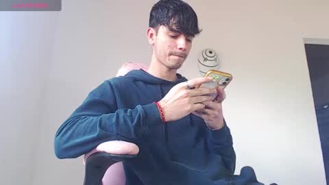 kendall ross online show from October 15, 4:18 pm