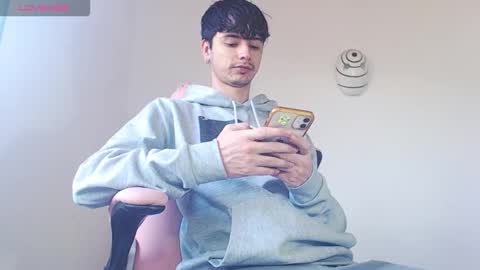 kendall ross online show from November 18, 2:54 pm