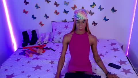 kendallgil online show from January 13, 3:45 am