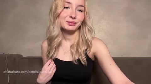 Snapshot of kendallperkins chatting on January 10, 8:21 pm Kendall online show from January 10, 8:21 pm