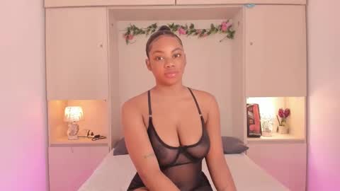 Kendal online show from October 17, 12:52 pm