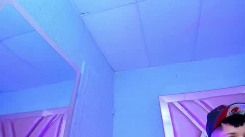 Kendall and Taylor online show from February 9, 2:49 am