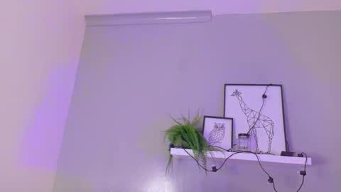 Snapshot of kendalmilleer chatting on September 24, 10:07 am   online show from September 24, 10:07 am