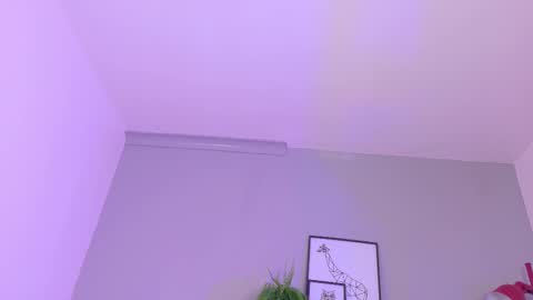 Snapshot of kendalmilleer chatting on October 23, 10:14 am   online show from October 23, 10:14 am