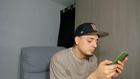 kendel_dimitri online show from March 9, 4:16 am