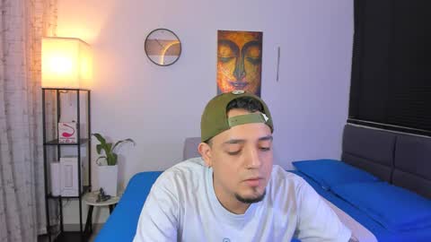 kendel_dimitri online show from May 14, 2:07 am