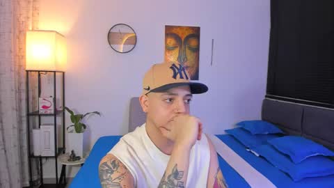 kendel_dimitri online show from May 16, 2:30 am