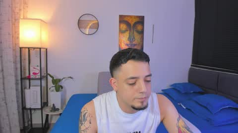 kendel_dimitri online show from May 18, 1:24 am