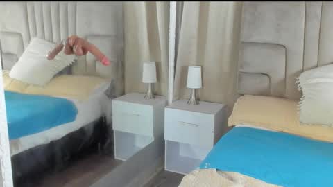 Snapshot of kendra_and_liam chatting on October 13, 12:05 pm kendra and liam online show from October 13, 12:05 pm