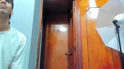 Snapshot of kendra_and_liam chatting on October 15, 11:32 am kendra and liam online show from October 15, 11:32 am