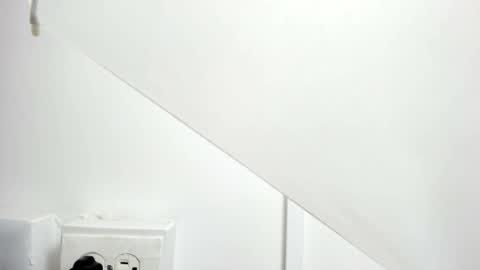 Snapshot of kendra_london chatting on February 28, 11:22 am Kendra London online show from February 28, 11:22 am