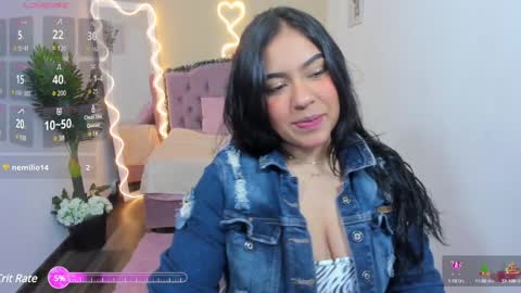 Snapshot of kendra_tay chatting on January 5, 2:49 am kendra online show from January 5, 2:49 am