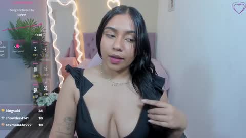 Snapshot of kendra_tay chatting on January 10, 9:44 am kendra online show from January 10, 9:44 am