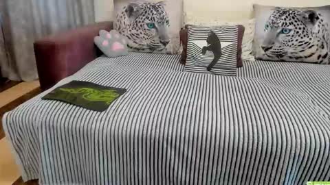 Kendra online show from April 29, 11:55 pm