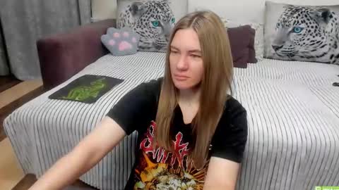 Kendra online show from May 5, 10:51 pm