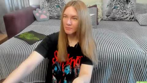 Kendra online show from May 9, 1:00 am