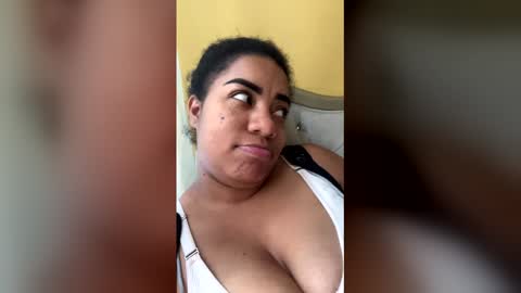 Mamasita online show from April 15, 4:03 pm