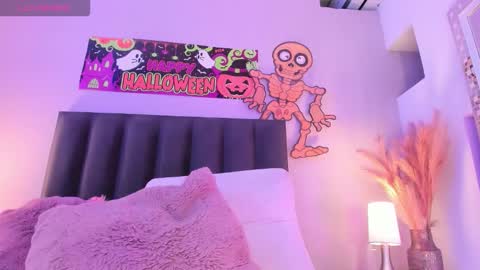 kendrachavez_ online show from November 2, 10:12 pm