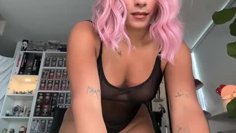 Snapshot of kendrasmithts chatting on April 19, 6:10 pm Hi Im kendra- onlyfans. isab2896 online show from April 19, 6:10 pm