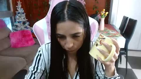 Snapshot of kendy_all4u7 chatting on January 6, 4:49 am kendy_all4u7 online show from January 6, 4:49 am