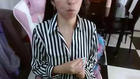 Snapshot of kendy_all4u7 chatting on March 27, 3:34 am kendy_all4u7 online show from March 27, 3:34 am