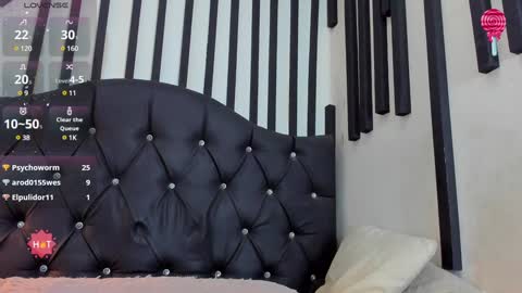 Snapshot of kenia_fox1 chatting on December 7, 7:38 am kenia_fox1 online show from December 7, 7:38 am