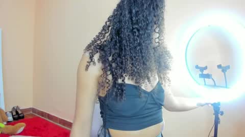 Kenia online show from March 31, 7:25 pm