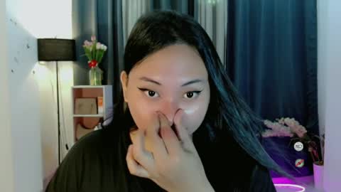 kennaxx69 online show from May 15, 11:34 pm