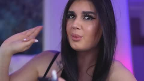 Kendra online show from November 6, 4:08 pm