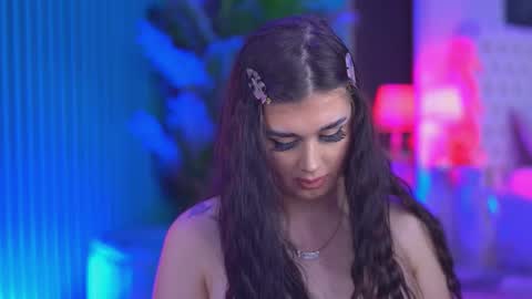 Kendra online show from November 23, 3:23 pm