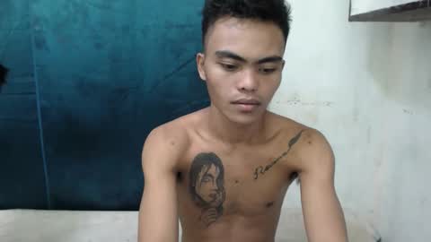 kenneth_jeey online show from September 9, 10:37 am