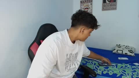 Kenneth online show from February 15, 8:49 pm