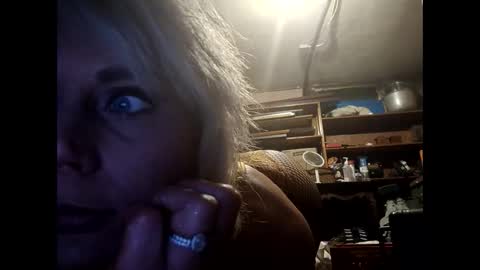 kennnafoxx13 online show from February 12, 1:44 am