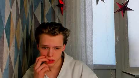 kenordi online show from February 25, 8:46 am