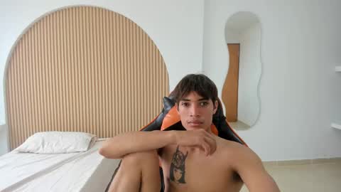 Snapshot of kenshi_roa chatting on June 4, 7:09 pm kenshi_roa online show from June 4, 7:09 pm