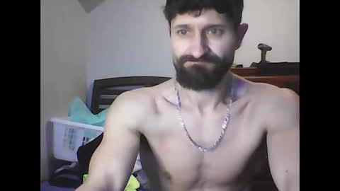 Snapshot of kentclark679408 chatting on April 2, 1:25 am kentclark679408 online show from April 2, 1:25 am