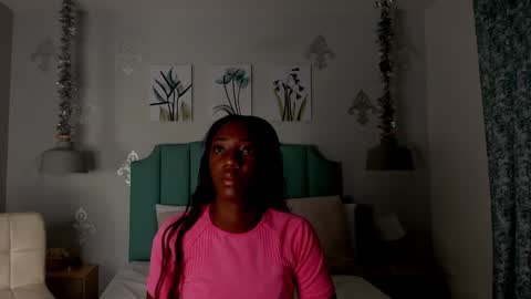 kentha_mitchells online show from January 12, 11:07 am