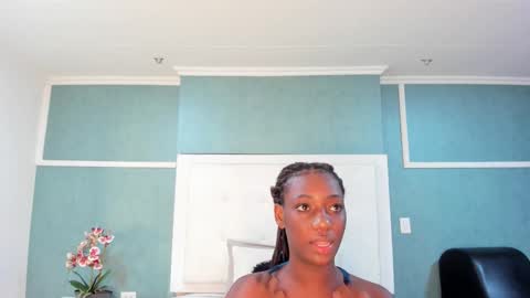 Snapshot of kentha_mitchells chatting on September 20, 10:49 am kentha_mitchells online show from September 20, 10:49 am