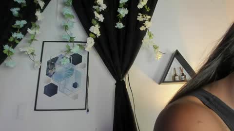 KENTHA  online show from May 15, 10:44 am