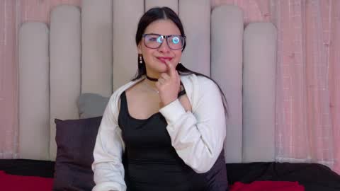 Snapshot of keny_williams chatting on April 19, 3:28 am Keny online show from April 19, 3:28 am