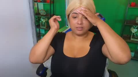 Snapshot of kenya_buhle chatting on March 17, 3:26 pm Kenya Buhle online show from March 17, 3:26 pm